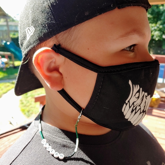 PEARL FACE MASK HOLDER - Picture 4 of 6